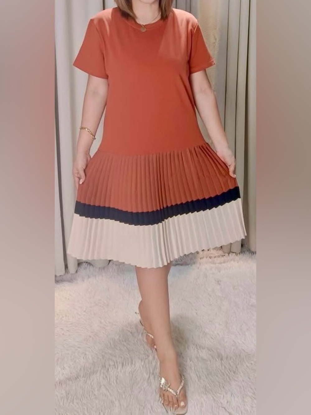 Women's Rust Colorblock Pleated Hem Midi Dress